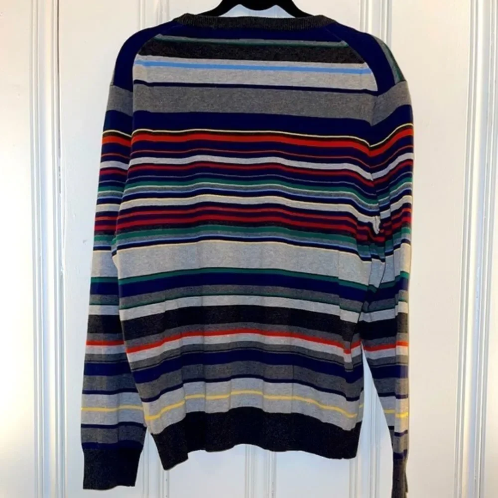 Like New!  Izod Mens V‎ Neck Sweater Size L